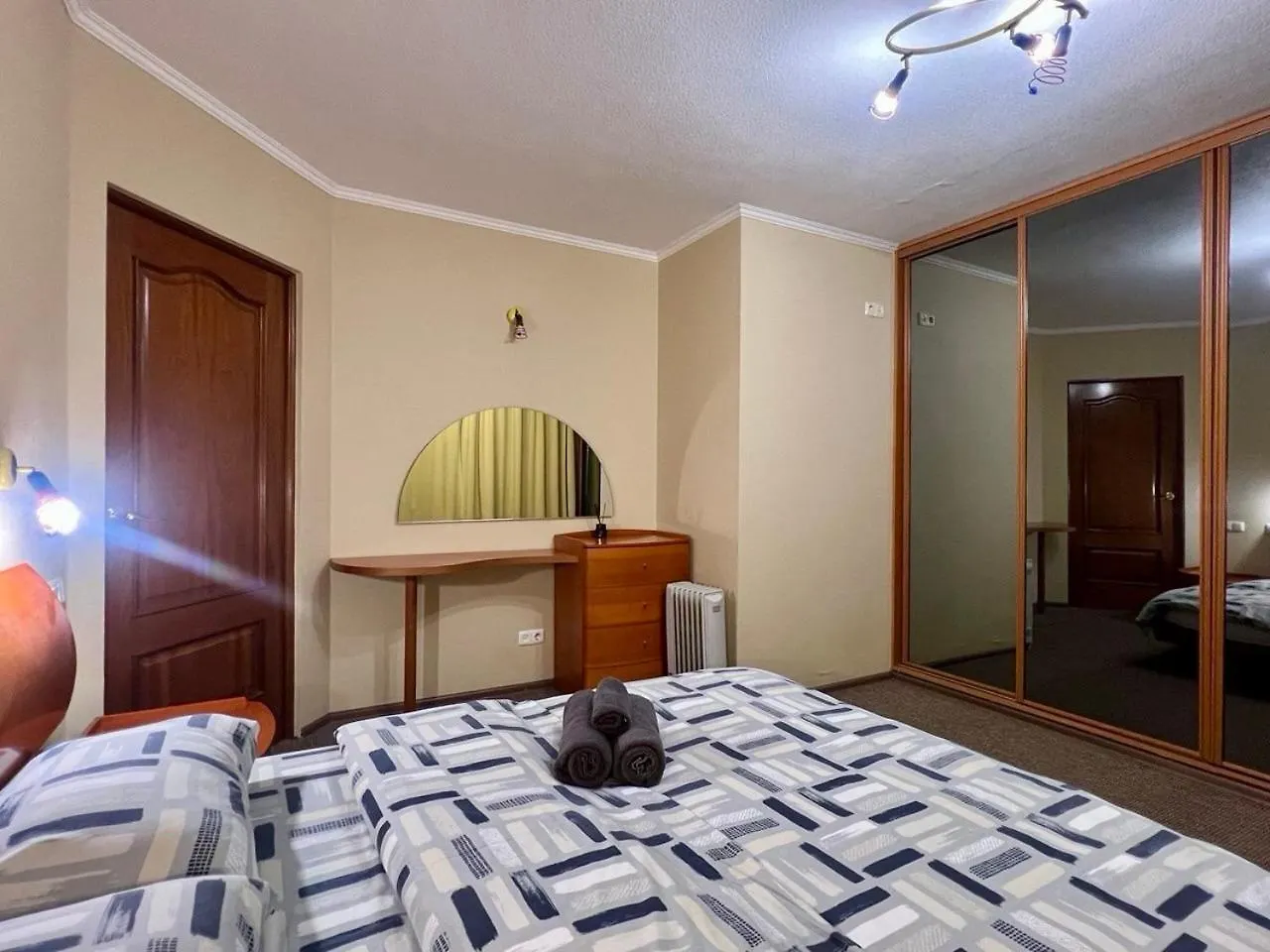 Apartment In The Center Of Kiev