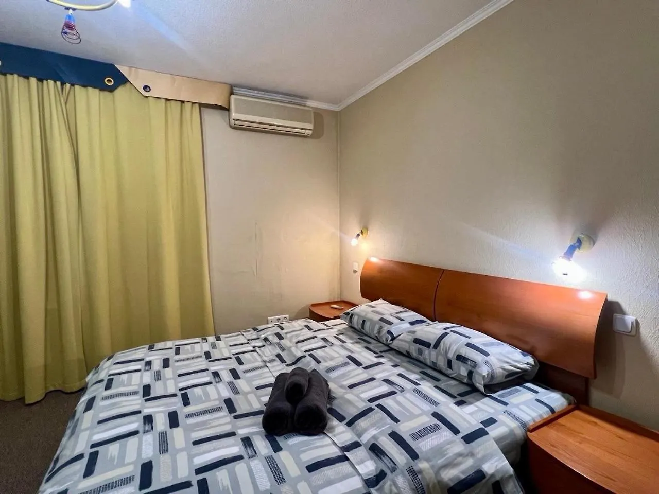 Apartment In The Center Of Kiev