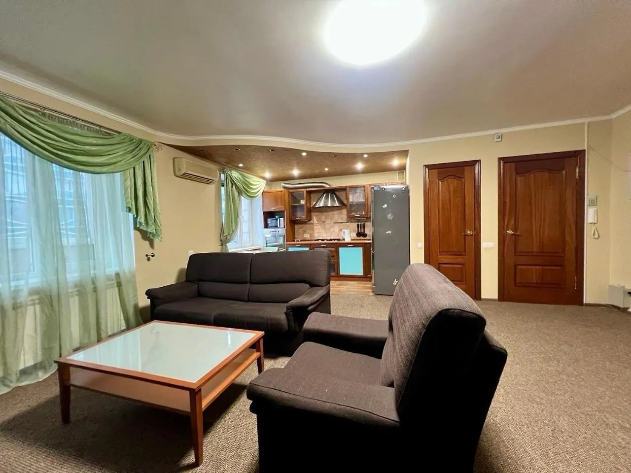 Apartment In The Center Of Kiev